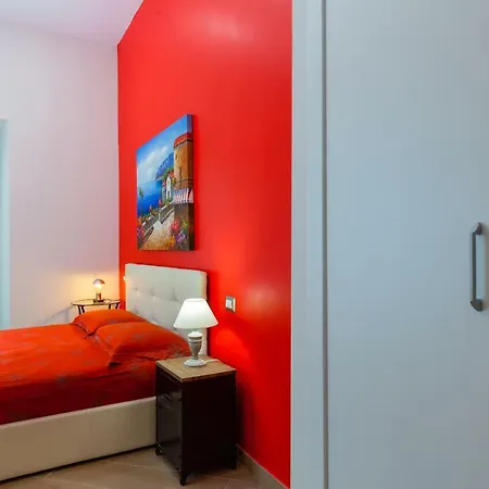 Vomero By Napoliapartments 2*